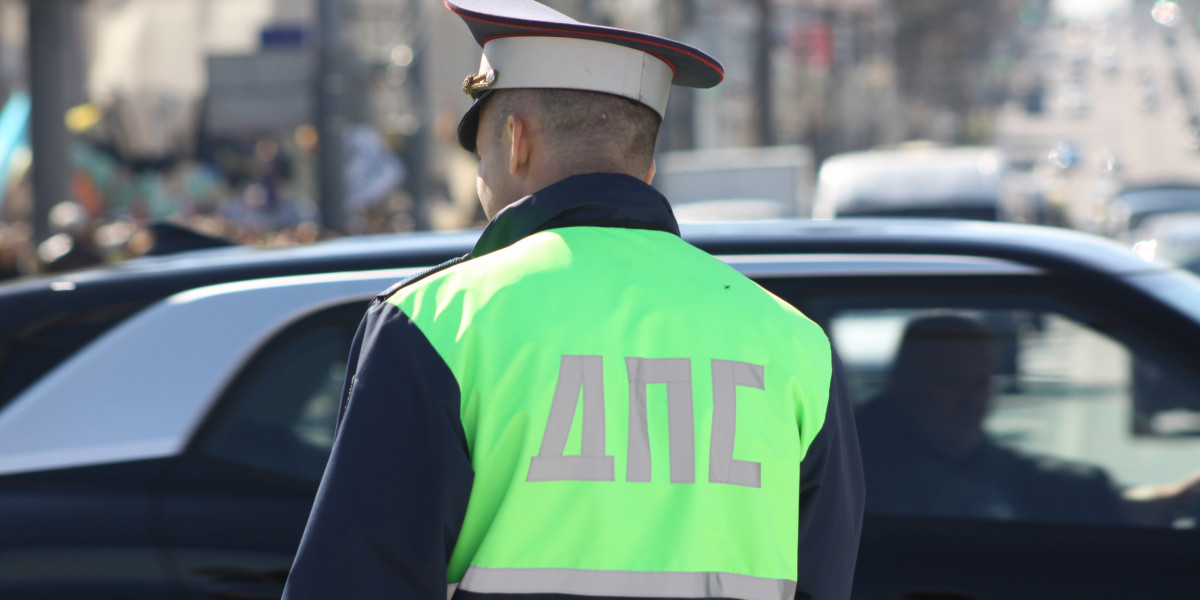 В Самарской области пьяный водитель пытался подкупить честного сотрудника ГИБДД редакции