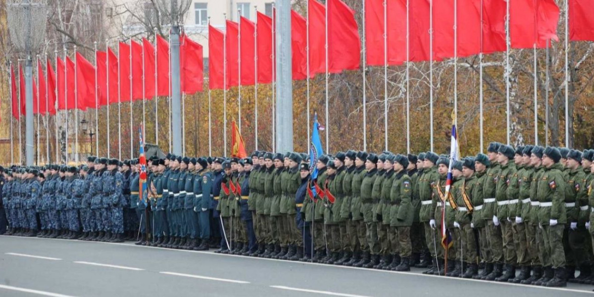 Герои и подвиги: В Самаре прошел Парад Памяти пресс-служба правительства Самарской области