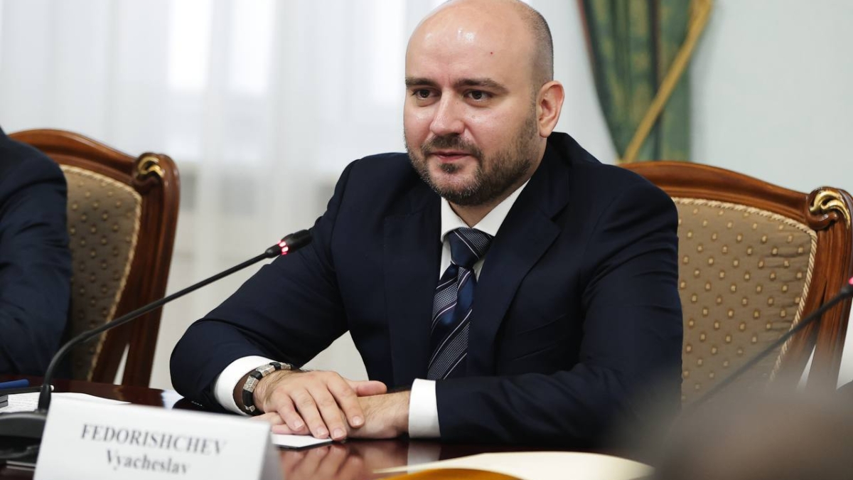Потенциал сотрудничества: в Самаре Вячеслав Федорищев встретился с представителями иностранных дипмиссий в РФ пресс-служба Правительства СО