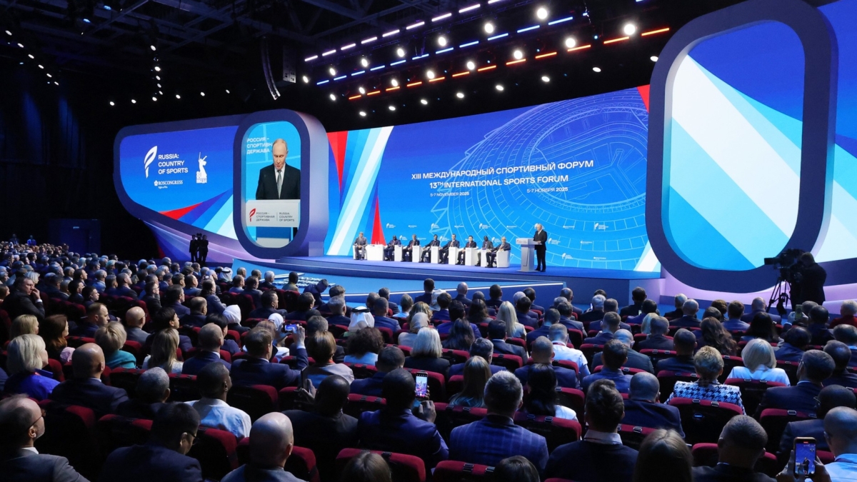 В Самаре Владимиру Путину презентовали демонстрационно-просветительский центр по адаптивному спорту kremlin.ru