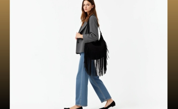 Бахрома, перчатки и никаких каблуков: сезон-2026 дарит 4 сигнала, что мода переросла нулевые Бахрома, перчатки и никаких каблуков: сезон-2026 дарит 4 сигнала, что мода переросла нулевые