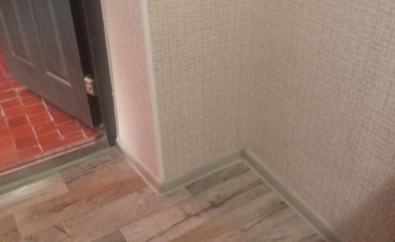 Больше никакого ледяного сквозняка: простой способ сделать полы тёплыми до самой весны Больше никакого ледяного сквозняка: простой способ сделать полы тёплыми до самой весны