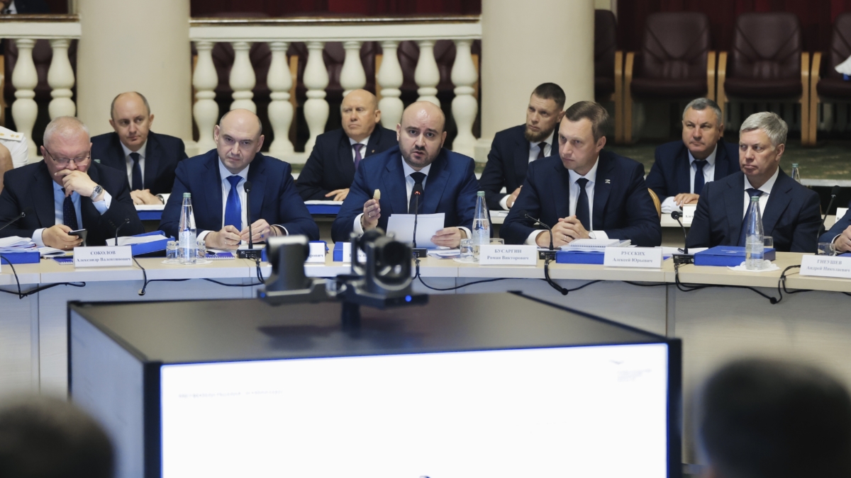 Самарский губернатор принял участие в заседании Совета округа Пресс-служба Правительства Самарской области, Иван Макеев