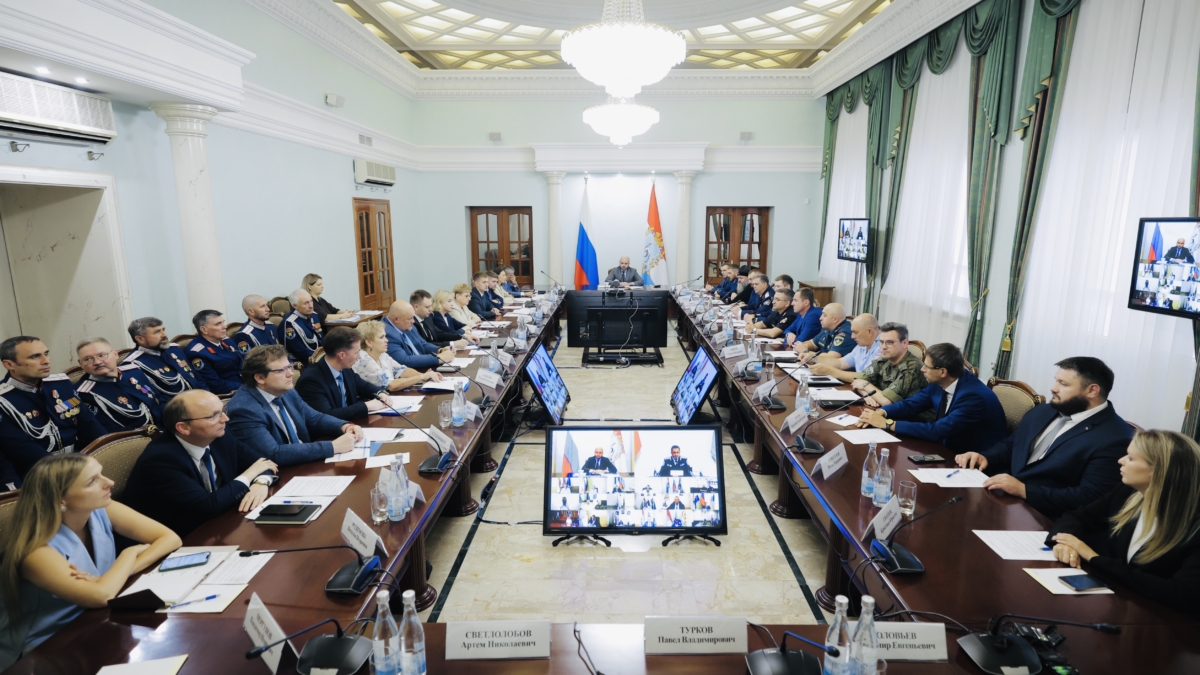 Вячеслав Федорищев провел заседание Совета по делам казачества пресс-служба Правительства Самарской области