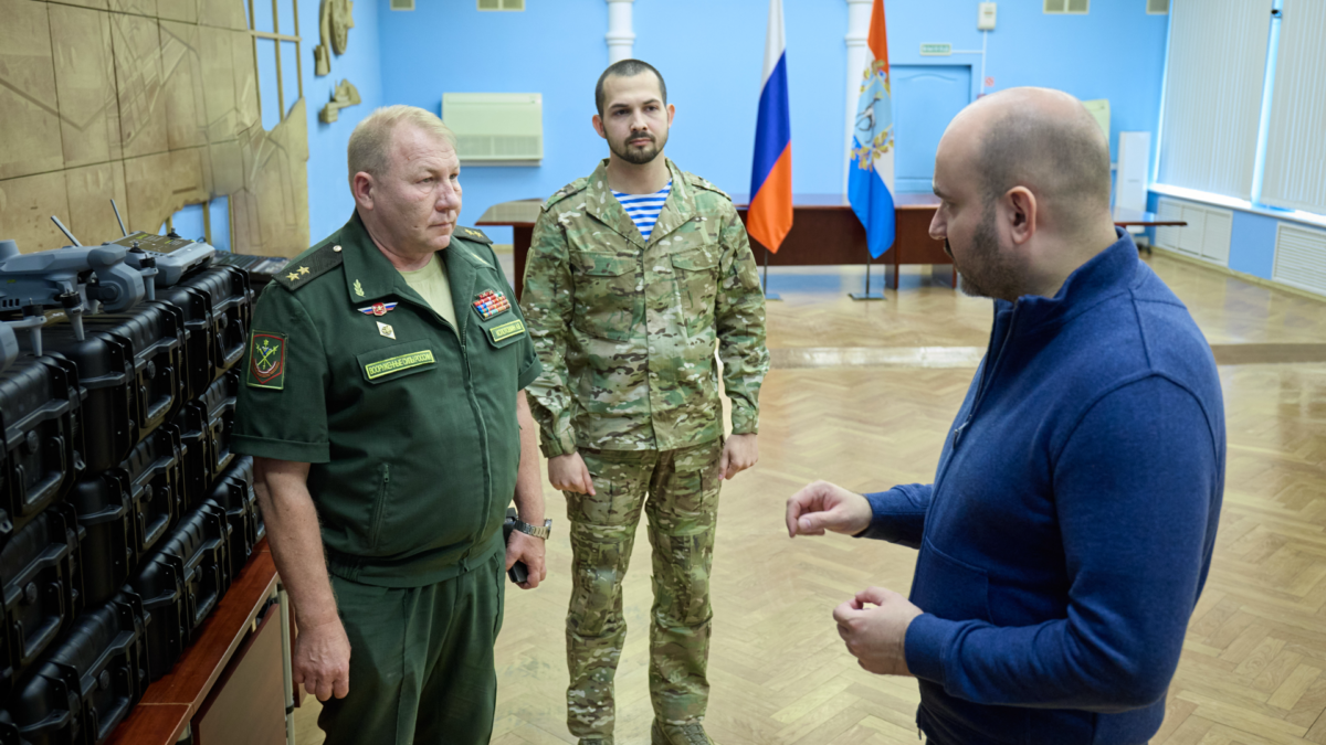 Самарские бойцы получили дроны для разведки Иван Макеев / Пресс-служба Правительства Самарской области
