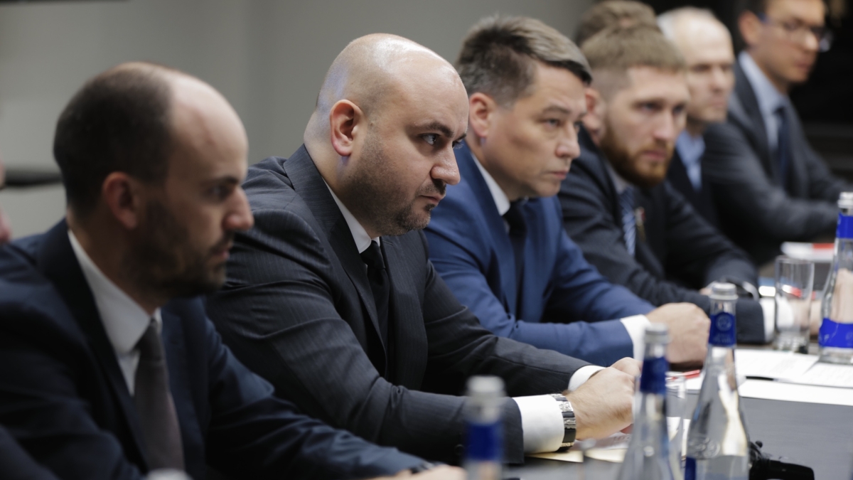 Вячеслав Федорищев и Леонид Михельсон провели встречу с руководителями промышленных предприятий Самарской области Иван Макеев